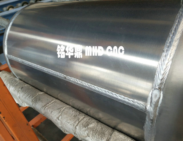 貯氣筒雙環(huán)縫自動焊接設備.jpg 環(huán)縫焊.jpg